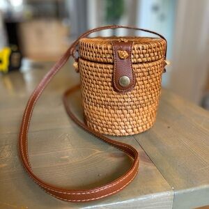 Woven Round Crossbody Bag in Brown